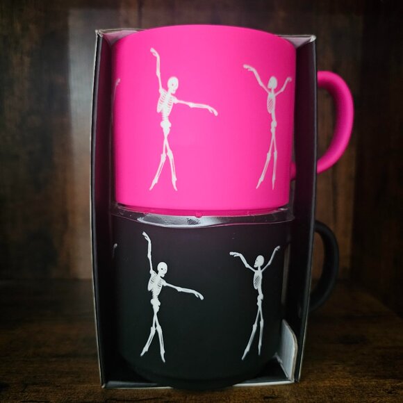 Halloween Dancing Skeleton Mug Pair - Picture 1 of 1
